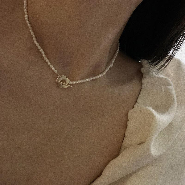 Natural Pearl Flower Choker Necklace